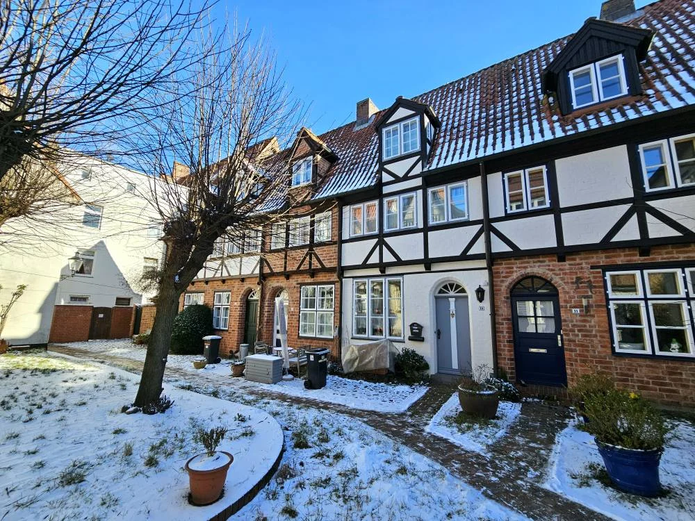 Cruising with Danny and Peter, MSC Cruises, MSC Preziosa, Hamburg, Germany, Lubeck City Tour showcasing the Holsten Gate, a historic medieval landmark with iconic round towers; St. Mary’s Church, known for its Gothic architecture and the world’s largest mechanical organ; charming cobblestone streets and UNESCO Heritage sites of Lubeck, reflecting its Hanseatic League history; traditional German lunch featuring bratwurst, sauerkraut, pretzels, and Lubeck’s famous marzipan, offering a taste of the city’s cultural and culinary heritage.