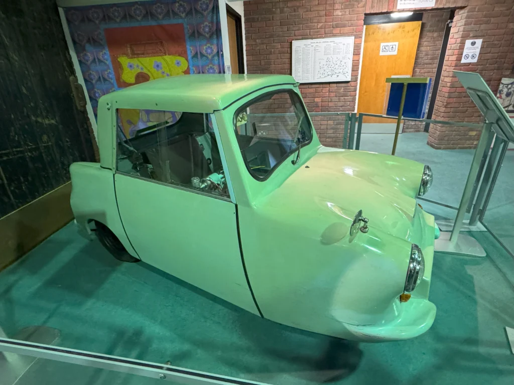 Cruising with Danny and Peter, P&O Ferries, Pride of Rotterdam, Kingston upon Hull, England | Images showcasing a Minicruise to England with P&O Ferries, including the Pride of Rotterdam ferry, scenic North Sea views, gourmet dining aboard, attractions in Hull such as The Deep aquarium, the Streetlife Museum of Transport, Hull Minster, and vibrant city experiences like shopping and dining, capturing the highlights of a UK short break cruise from Rotterdam to Hull.