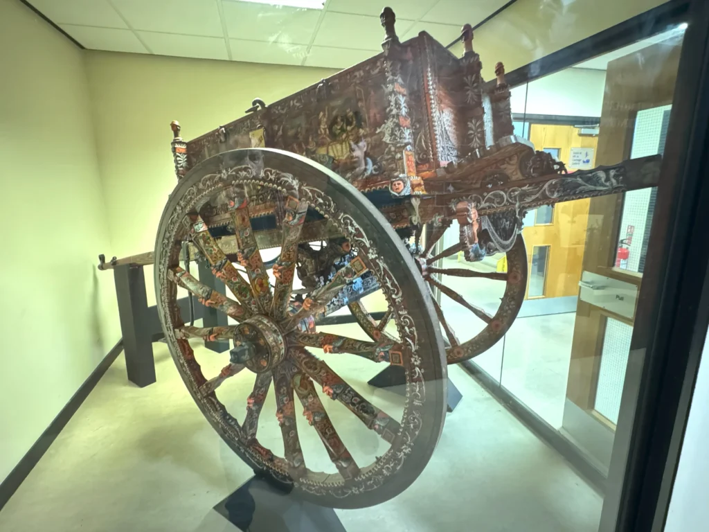 Cruising with Danny and Peter, P&O Ferries, Pride of Rotterdam, Kingston upon Hull, England | Images showcasing a Minicruise to England with P&O Ferries, including the Pride of Rotterdam ferry, scenic North Sea views, gourmet dining aboard, attractions in Hull such as The Deep aquarium, the Streetlife Museum of Transport, Hull Minster, and vibrant city experiences like shopping and dining, capturing the highlights of a UK short break cruise from Rotterdam to Hull.