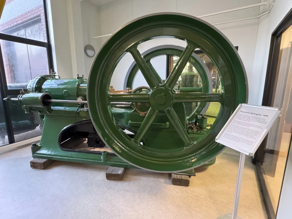 Cruising with Danny and Peter, P&O Ferries, Pride of Rotterdam, Kingston upon Hull, England | Images showcasing a Minicruise to England with P&O Ferries, including the Pride of Rotterdam ferry, scenic North Sea views, gourmet dining aboard, attractions in Hull such as The Deep aquarium, the Streetlife Museum of Transport, Hull Minster, and vibrant city experiences like shopping and dining, capturing the highlights of a UK short break cruise from Rotterdam to Hull.