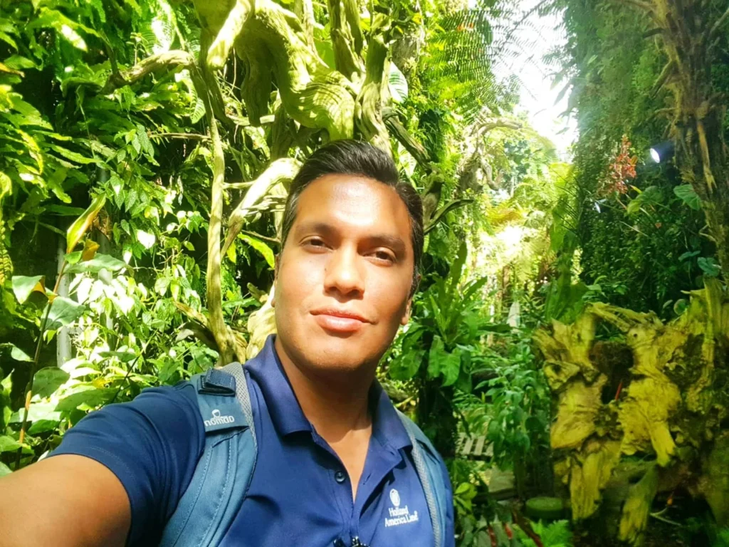 Cruising with Dannay and Peter, Holland America Line, Westerdam, Singapore | Image of Gardens by the Bay's Supertree Grove, Flower Dome Singapore, Cloud Forest Dome, and Changi Airport Jewel with Rain Vortex showcasing Singapore Gardens highlights.