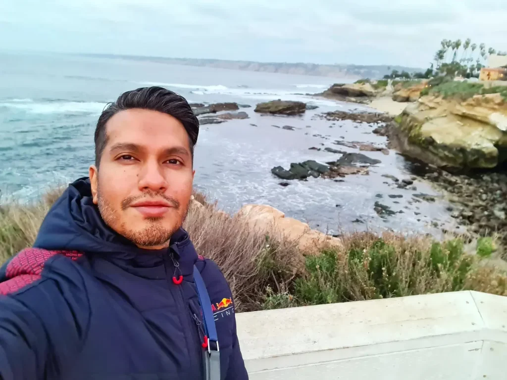 Cruising with Danny and Peter, Holland America Line, Koningsdam, San Diego, California, United States | A nostalgic 1950s American breakfast in a retro diner with vintage decor, featuring classic pancakes and bacon, paired with a scenic California train journey along the Pacific Ocean, offering breathtaking coastal views and a mid-century dining experience. Enjoy the charm of a throwback dining adventure, starting in Los Angeles and traveling to San Diego, with retro food and decor complementing the scenic travel experience.