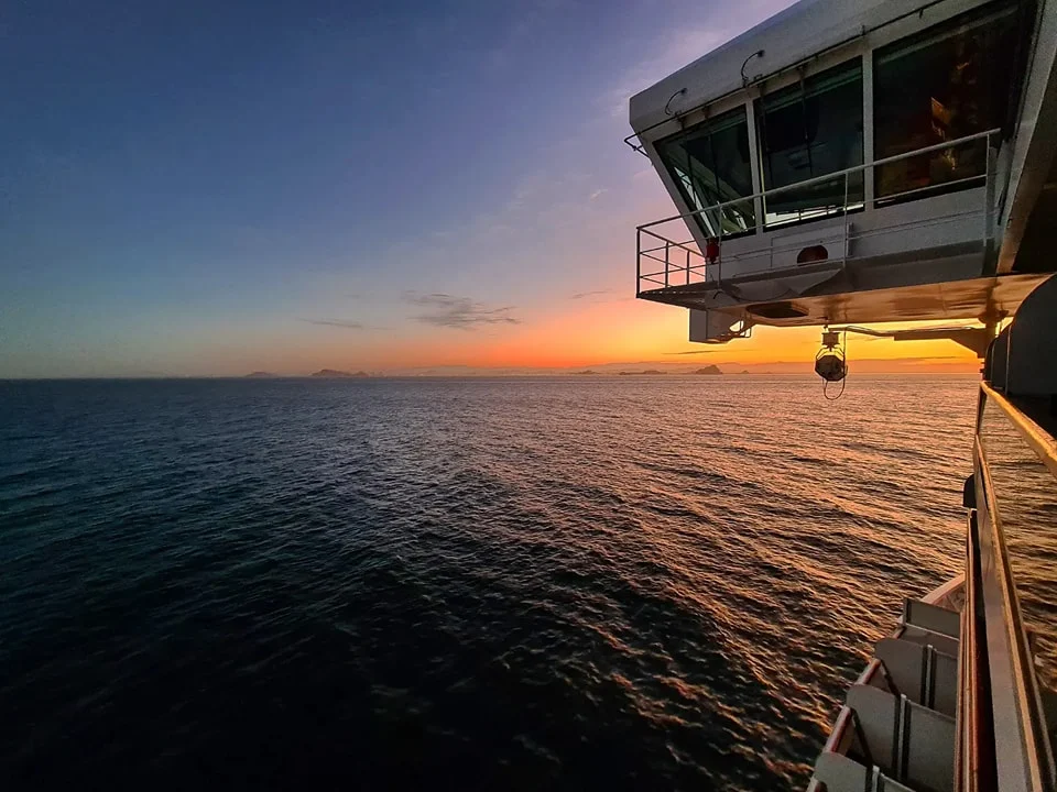 Cruising with Danny and Peter, Holland America Line, Koningsdam, Mazatlan, Mexico | Thrilling Mazatlán adventure tour highlights featuring speed boat rides across the Pacific Ocean, pulmonia car tour through Old Town Mazatlán, and resort relaxation.