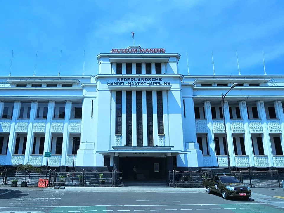 Cruising with Danny and Peter, Holland America Line, Westerdam, Tanjung Priok, Jakarta, Java, Indonesia | Experience Jakarta's rich heritage and culinary delights: Tanjung Priok Port highlights its bustling maritime history, while historic Phinisi schooners at Sunda Kelapa and Dutch colonial architecture in Batavia Stad reflect Jakarta’s past. Enjoy panoramic views from Monas National Monument and savor a delicious Indonesian buffet lunch showcasing traditional dishes. Explore Taman Mini Indonesia Indah to see diverse cultural pavilions representing Indonesia's rich heritage.