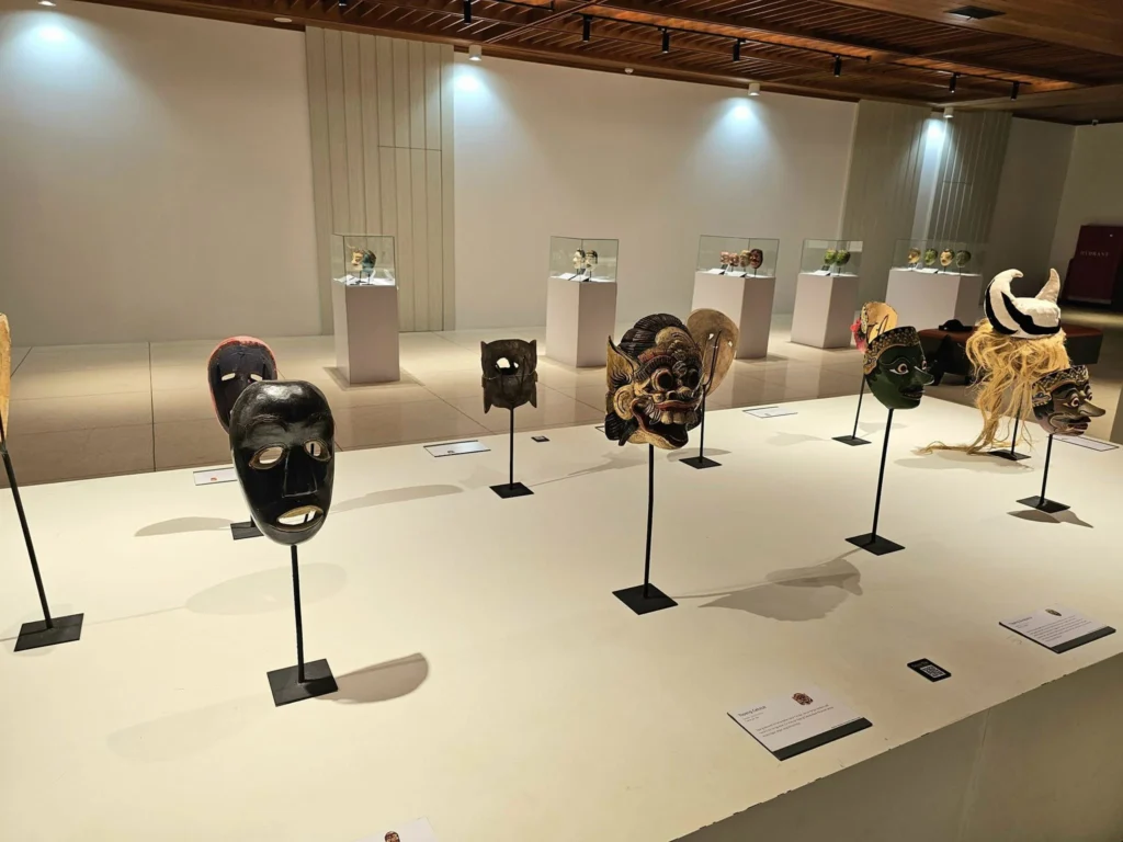 Cruising with Danny and Peter, Holland America Line, Westerdam, Tanjung Priok, Jakarta, Java, Indonesia | Experience Jakarta's rich heritage and culinary delights: Tanjung Priok Port highlights its bustling maritime history, while historic Phinisi schooners at Sunda Kelapa and Dutch colonial architecture in Batavia Stad reflect Jakarta’s past. Enjoy panoramic views from Monas National Monument and savor a delicious Indonesian buffet lunch showcasing traditional dishes. Explore Taman Mini Indonesia Indah to see diverse cultural pavilions representing Indonesia's rich heritage.