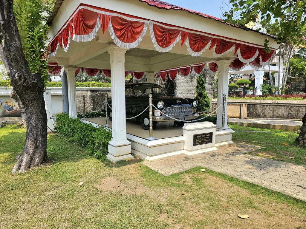 Cruising with Danny and Peter, Holland America Line, Westerdam, Surabaya, Indonesia, Surabaya Private Tour, Cultural Journey | Exploring Surabaya’s oldest Buddhist temple with intricate carvings, vibrant Arab Street bustling with spices, colorful local market stalls with fresh produce, ancient artifacts at the National Museum, and Holland America’s Westerdam docked for a Surabaya Private Tour. This Private Cultural Tour Surabaya includes a Surabaya Temple Tour, Surabaya Cultural Exploration, Surabaya Market Adventure, Surabaya Heritage Walk, and Westerdam Cruise Excursion with a Surabaya City Guide, showcasing a Customized Tour Surabaya and Private Sightseeing Surabaya experience.